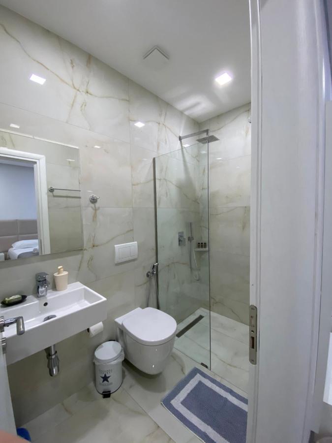 Edina By Hp Hotel Sarandë 外观 照片