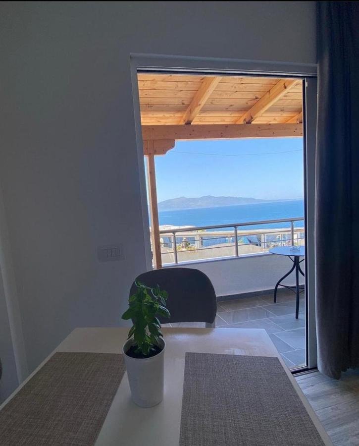 Edina By Hp Hotel Sarandë 外观 照片