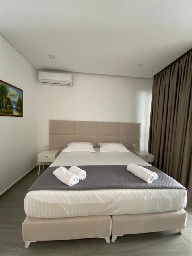 Edina By Hp Hotel Sarandë 外观 照片