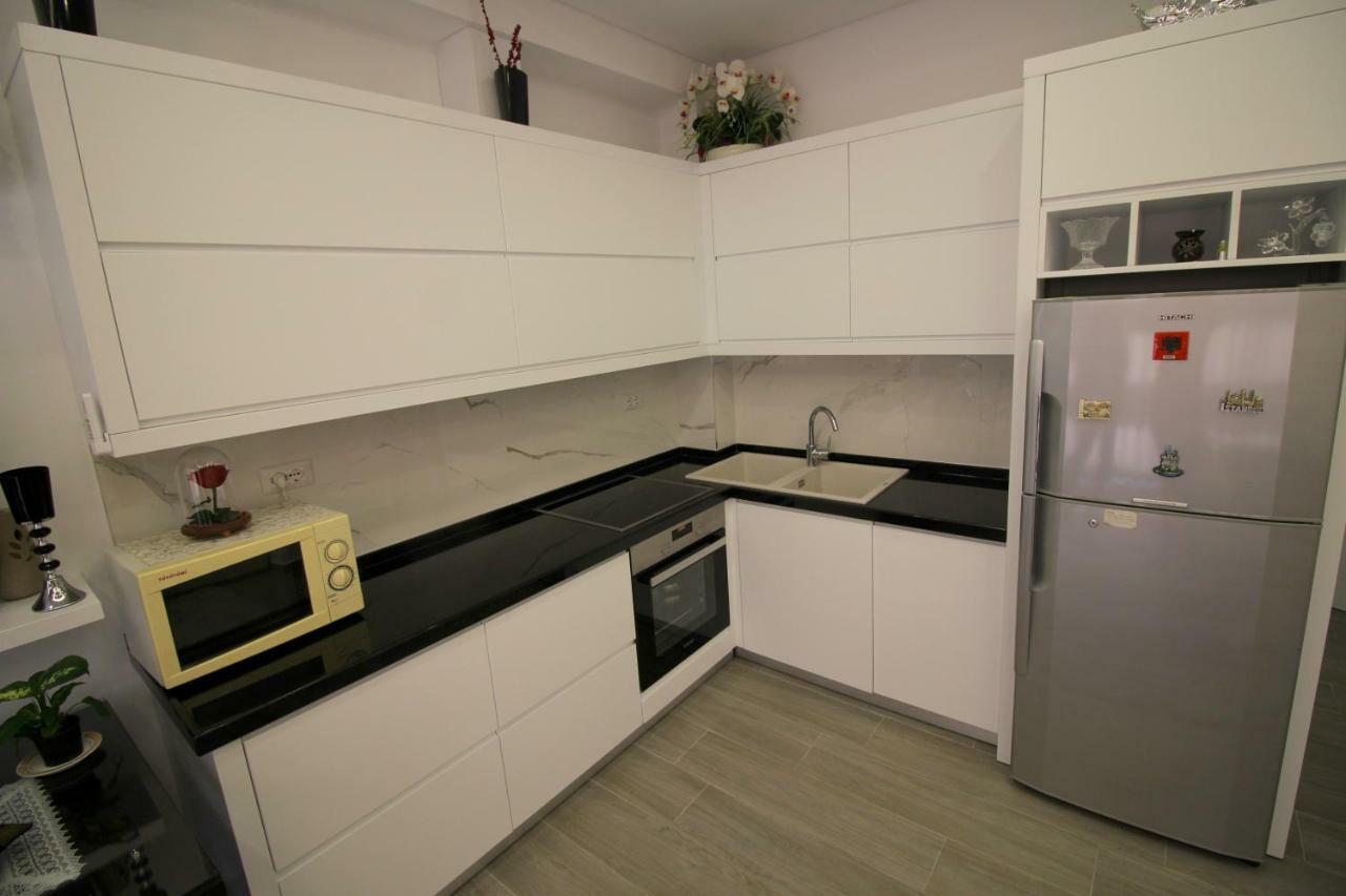 Edina By Hp Hotel Sarandë 外观 照片