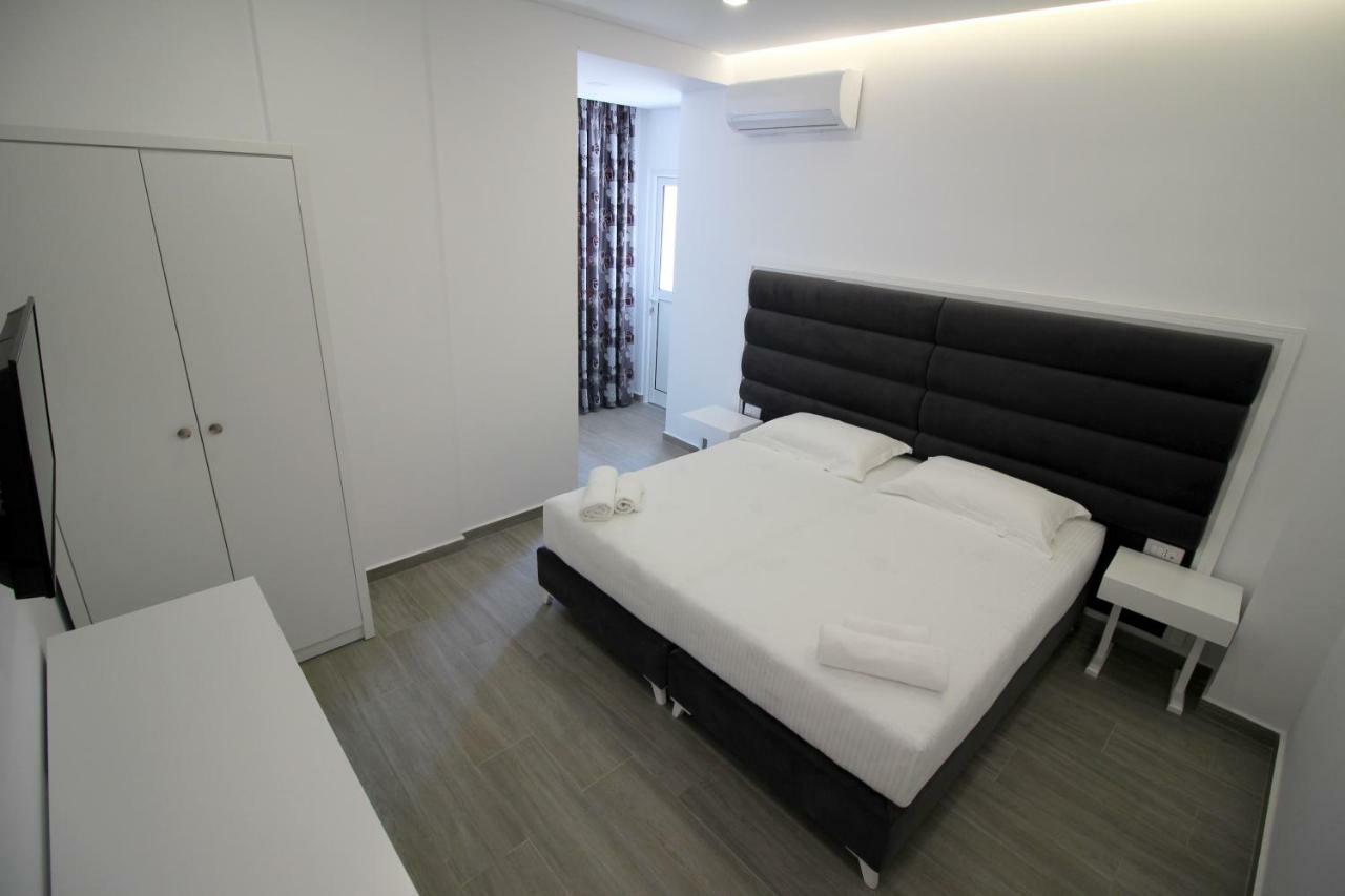 Edina By Hp Hotel Sarandë 外观 照片